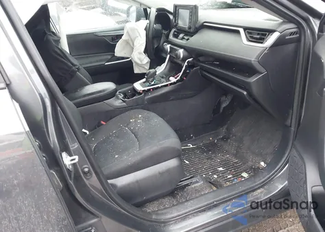 2020 Toyota Rav4 Le z USA, uszkodzony, nr VIN 2T3F1RFV7LC140238